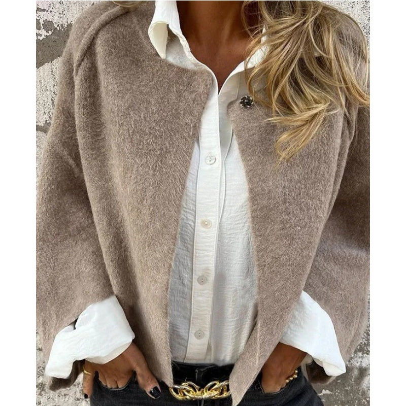 Erin™ | Short jacket with elegant flared sleeves