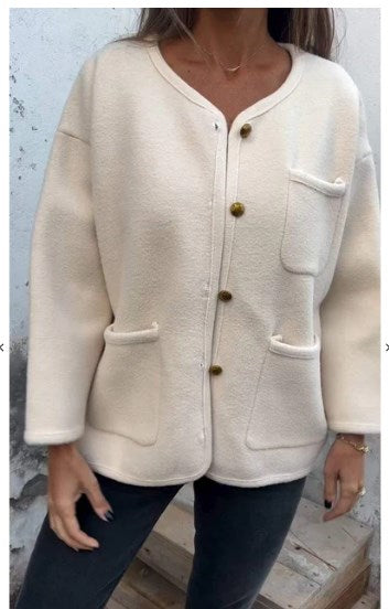 Esme™ | Elegant short coat with refined details