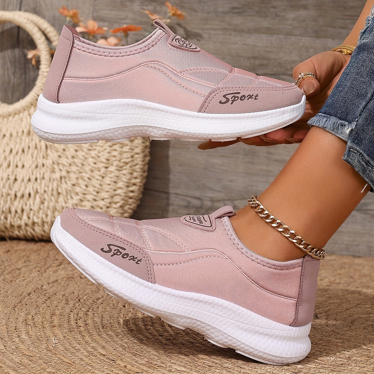 Lucy™ | Lightweight, breathable and soft sneakers for women