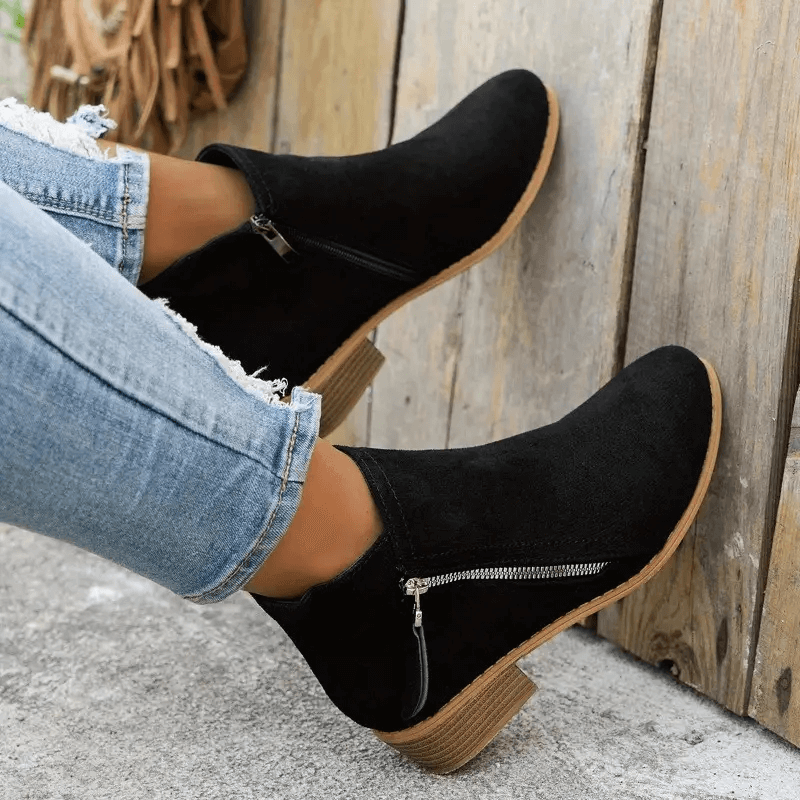 Julia™ | Vintage boots with timeless charm