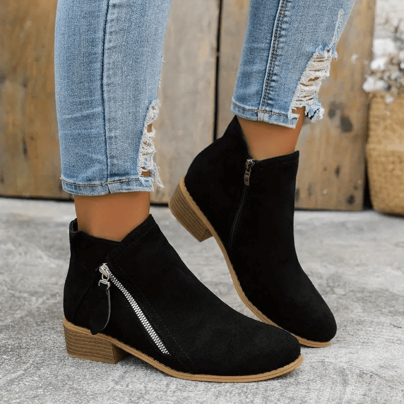 Julia™ | Vintage boots with timeless charm