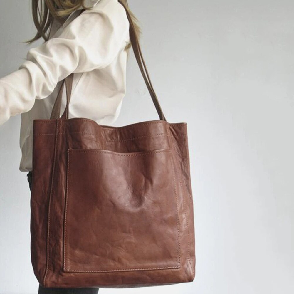 Molly™ | Classic tote bag with timeless character