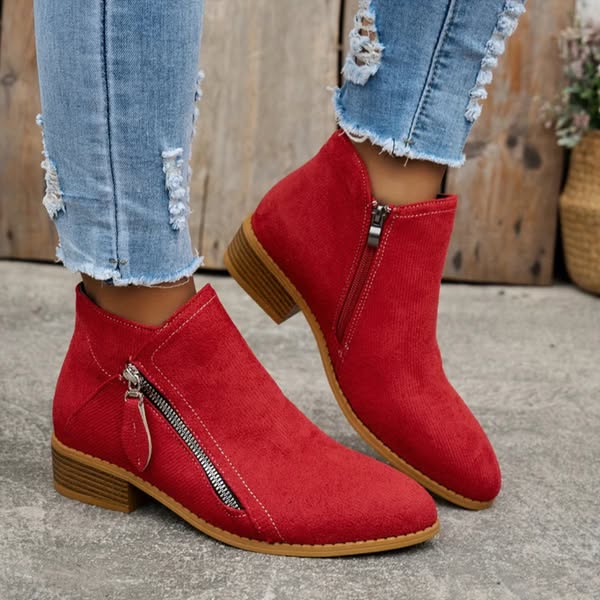 Julia™ | Vintage boots with timeless charm