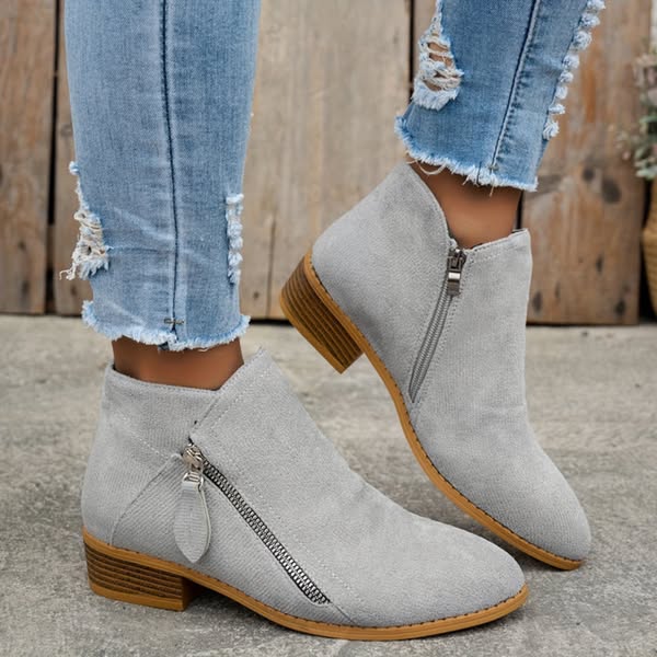 Julia™ | Vintage boots with timeless charm