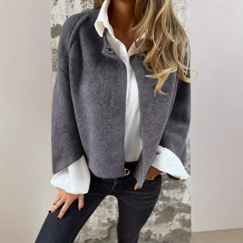 Erin™ | Short jacket with elegant flared sleeves